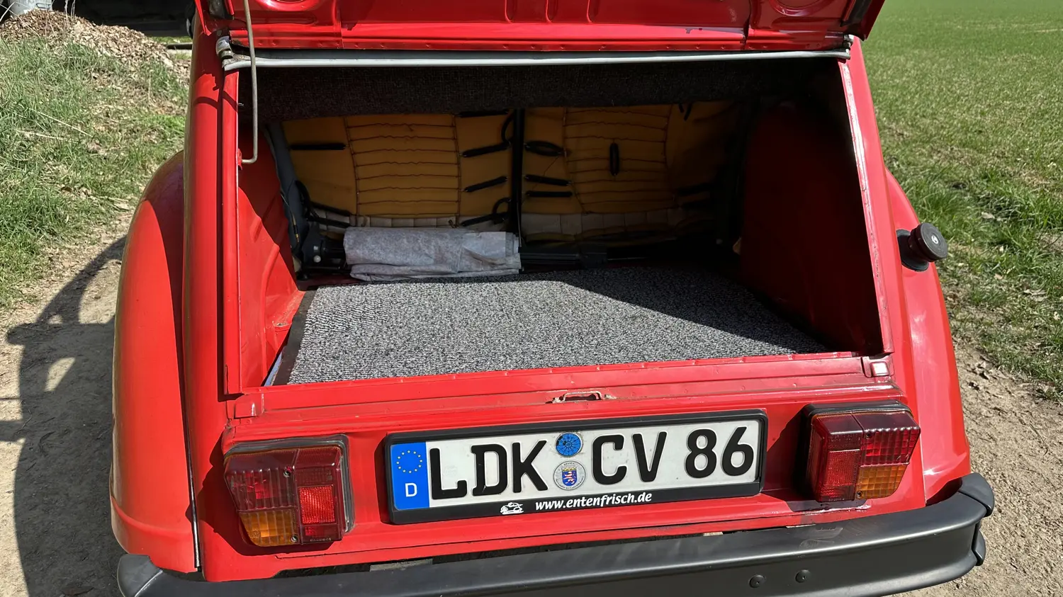 Citroën 2CV6 Rot