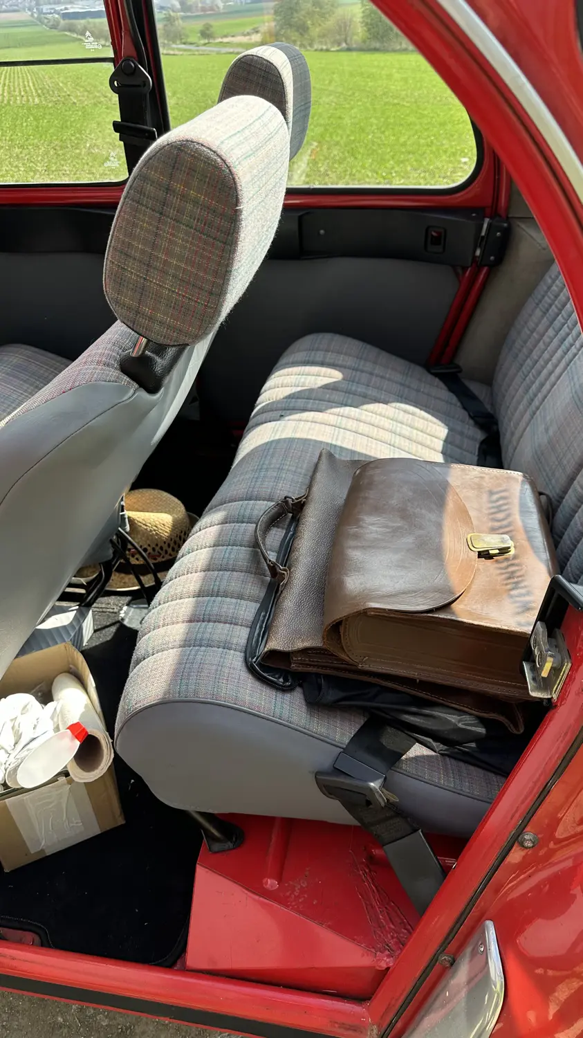Citroën 2CV6 Rot